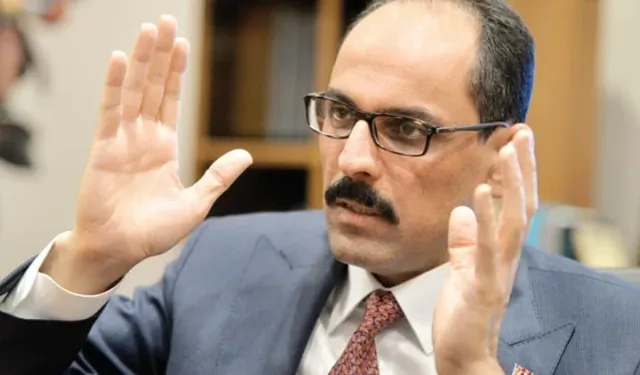 Kahire’de 3’lü zirve gerçekleşti