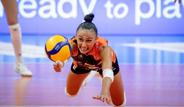 Eczacıbaşı'nda Simge Aköz: Güzel voleybol izletmek istiyoruz