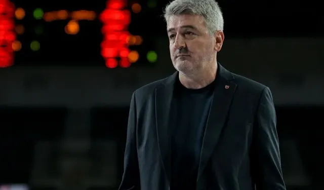 Karşıyaka'da Faruk Beşok dönemi sona erdi