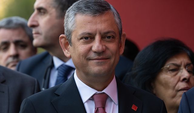 Özgür Özel, Ümraniye Mitingi'nde sert çıktı: İstifa edecek misin, etmeyecek misin?