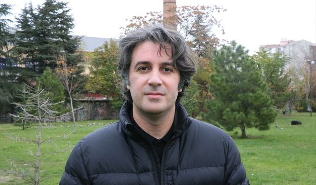 Ünlü akademisyen hesabında 2 milyondan fazla para bulunca bakın ne yaptı!