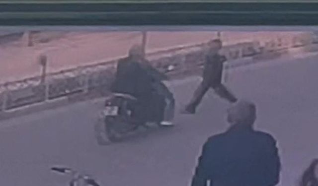 Motosikletin çarptığı kadın yaralandı