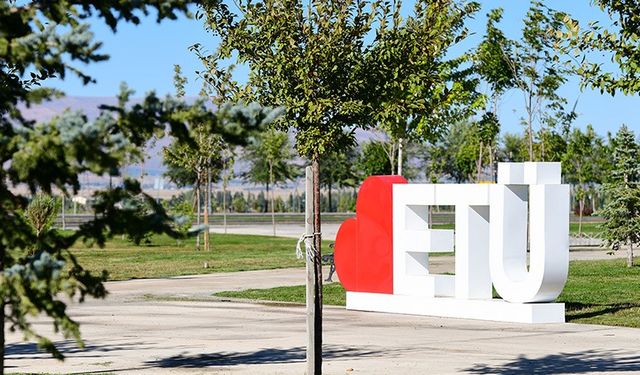 ETÜ’lü öğrencilerden 4 projeye ÜNİDES desteği