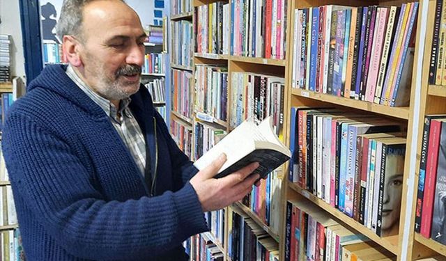Erzurumlu sahafın 30 yıllık tutkusu: Hayatını kitaplara adadı