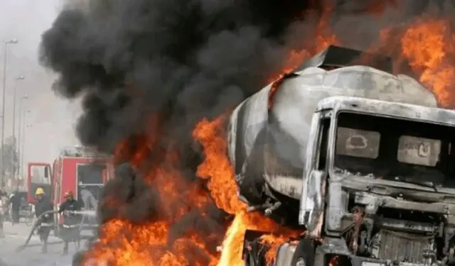 Pakistan’da feci kaza: 5 kişi öldü, 4 kişi yaralı