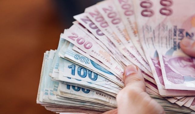 Geçen yıl doğru bilmişti! Dev bankadan 2026 asgari ücret tahmini