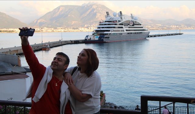 Antalya turizmde rekora koşuyor!