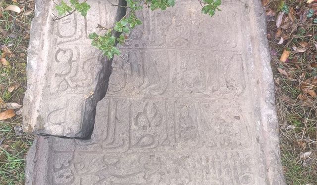 Tarihi kitabe 23 yıl sonra bulundu