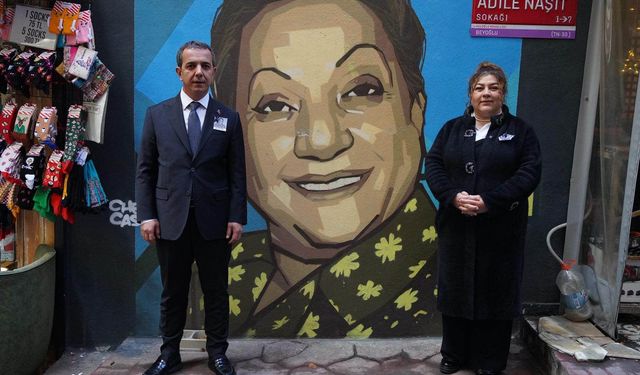 Kuzucukları Adile Naşit'i unutmadı! Beyoğlu’nda anıldı