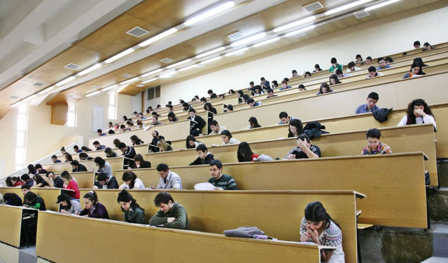 Eğitim hayatı yarıda kalanlara müjde! Öğrencilere af geliyor