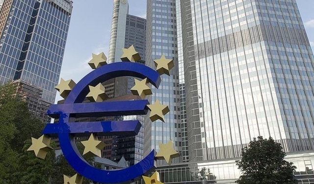 Avrupa Merkez Bankası'ndan yıllar sonra ilk faiz hamlesi geldi