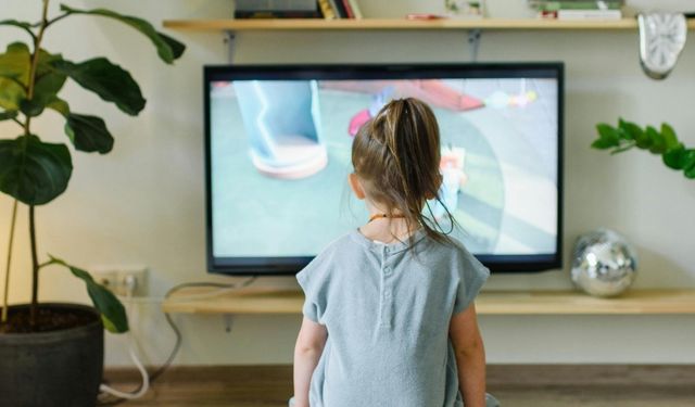 Ekran bağımlılığı konuşmayı geciktiriyor