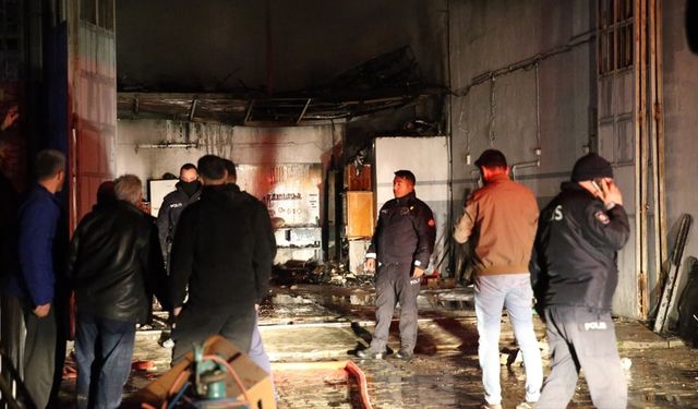 Hatay'da sanayi sitesinde çıkan yangın kontrol altına alındı