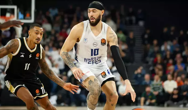 Anadolu Efes Euroleague'de 18 maçın 12'sinde yenilgi yaşadı!