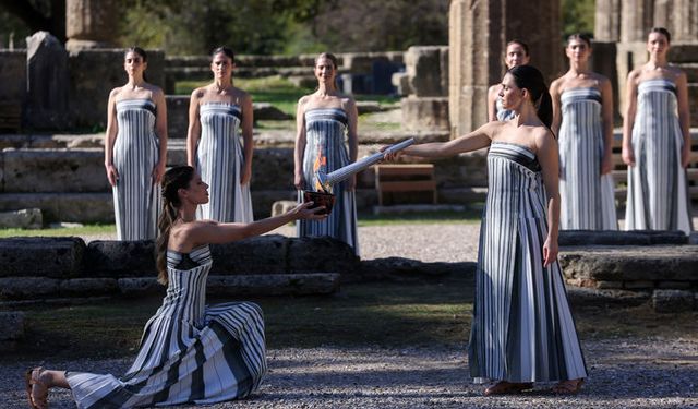 2026 Kış Olimpiyat Oyunları meşalesinin İtalya turu başladı