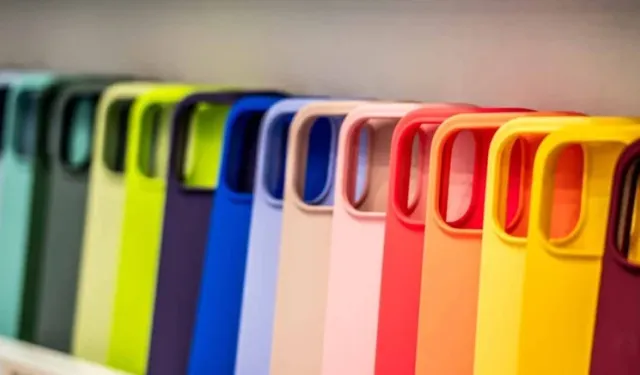 Telefon kılıflarını çöpe atma zamanı geldi mi?