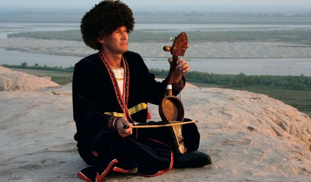 Orta Asya’nın İki Kadim Mirası Kobız ve Yurt UNESCO’da