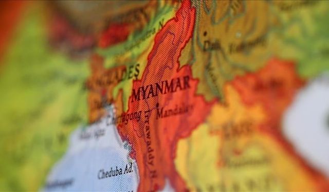 5 yıl önce darbe olmuştu! Myanmar ilk kez sandık başında