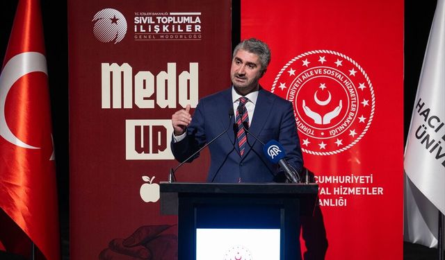 “Medd-Up” Sahne Gösterisi başkentte sanatseverlerle uluştu