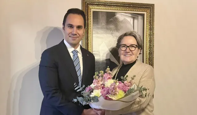 Doğru Yol Partisi Genel Başkanı Küpeli, Akşener'i ziyaret etti