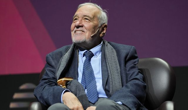 İlber Ortaylı sağlık durumu ile ilgili paylaşım yaptı: Yakında…