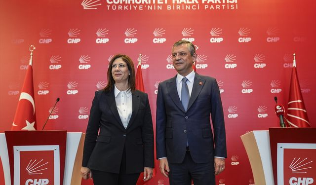 Özel ve İncirli’den Kıbrıs mesajı: Dayanışma ve ortak çözüm vurgusu