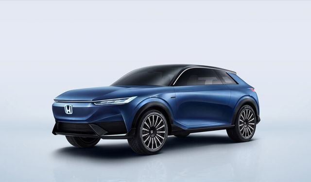 Japon otomobil devi Honda'dan 43 yıl sonra bir ilk: Yeni logo tanıtıldı