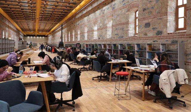 Rami Kütüphanesi 7,7 milyon ziyaretçi ye kapılarını açtı