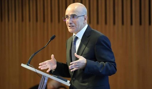 Bakan Şimşek'ten cari denge mesajı: "Kazanımlarımızı kalıcı hale getiriyoruz"