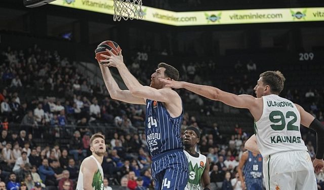 Anadolu Efes 2’de 2 ile EuroLeague’de kendine geldi