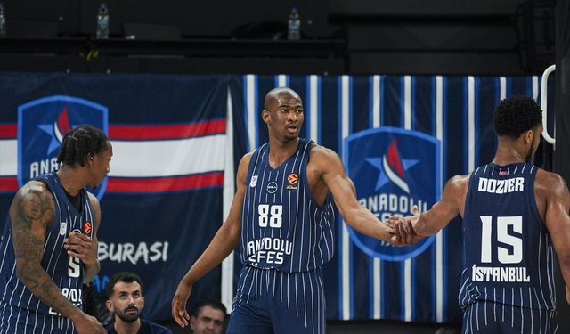 Anadolu Efes Euroleague'de Virtus Bologna'yı konuk edecek