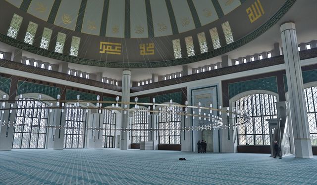 KKTC'de yapımı tamamlanan Millet Camisi Ramazan'da açılıyor