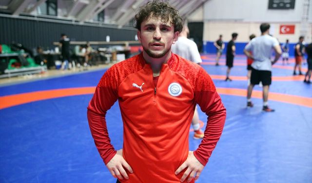 Milli güreşçi Ahmet Duman’ın hedefi kürsünün ilk basamağı