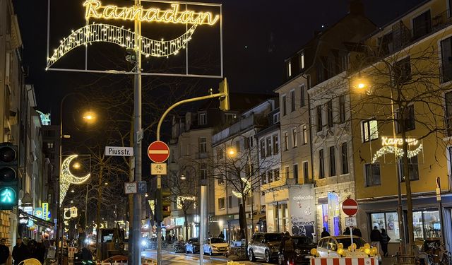 Ramazan’ın manevi iklimi Almanya sokaklarına yansıdı
