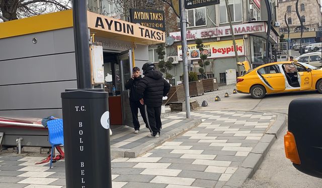 Polis her yerde o ikiliyi arıyor! Yaşlı kadına çarpıp taksi durağına bırakıp kayıplara karıştılar