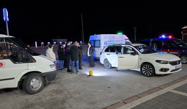 Dinlenme tesisinde 5 gündür park halinde olan otomobilden ceset çıktı