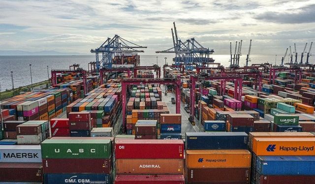 İhracat beş ayda 111 milyar doları aştı