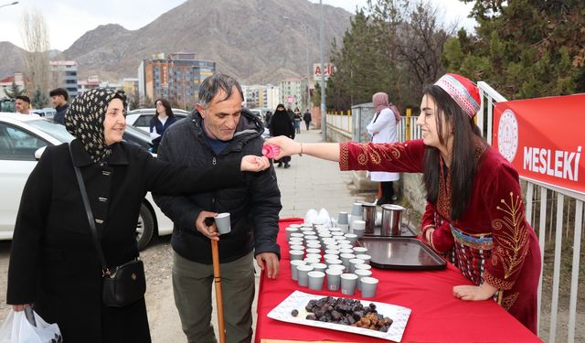 Erzurum'da öğrencilerden Ramazan'ı coşkulu karşılama