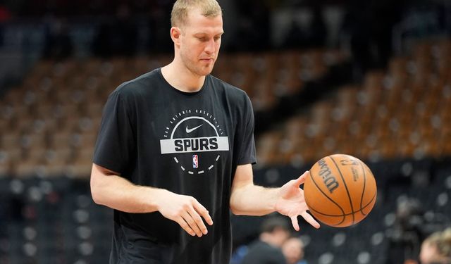 San Antonio Spurs’ten veteran uzun hamlesi