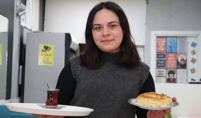 "Yapamazsın" dediler, 19 yaşında Eskişehir'de kendi kafesini açtı