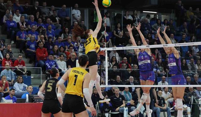 VakıfBank deplasmandan avantajlı döndü