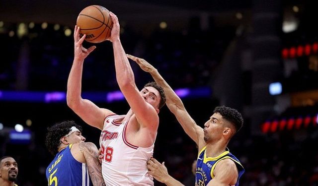 NBA'de Rockets'a Warriors darbesi: Alperen Şengün'den 17 sayı!