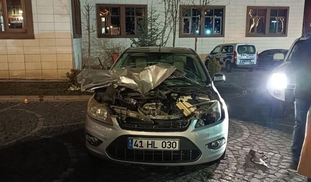 Bingöl’de iki otomobil çarpıştı: 4 yaralı