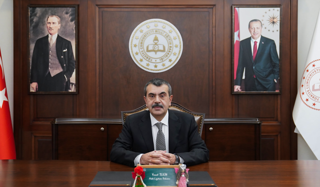 Bakan Tekin'den ara tatil mesajı: Sevgili öğrencilerim, tadını doyasıya çıkarın