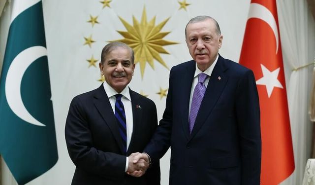 Cumhurbaşkanı Erdoğan, Pakistan Başbakanı Şerif ile telefonda görüştü