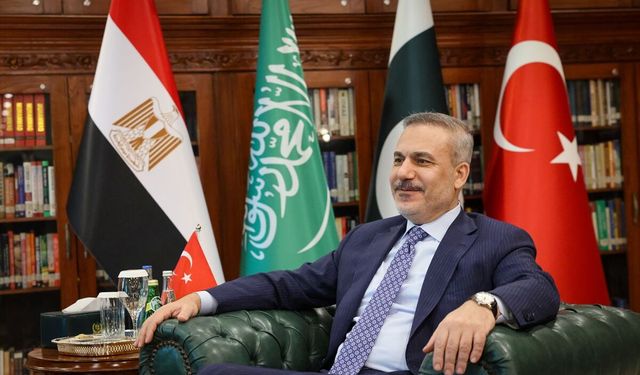 Barış için kritik 4'lü zirve: Dışişleri Bakanı Fidan Pakistan'da
