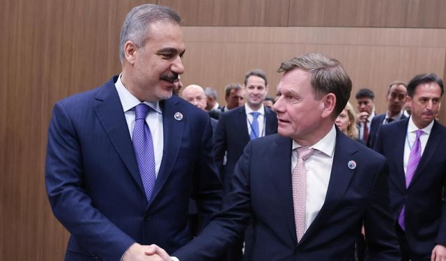 Dışişleri Bakanı Fidan, Almanya Dışişleri Bakanı Wadephul ile görüştü