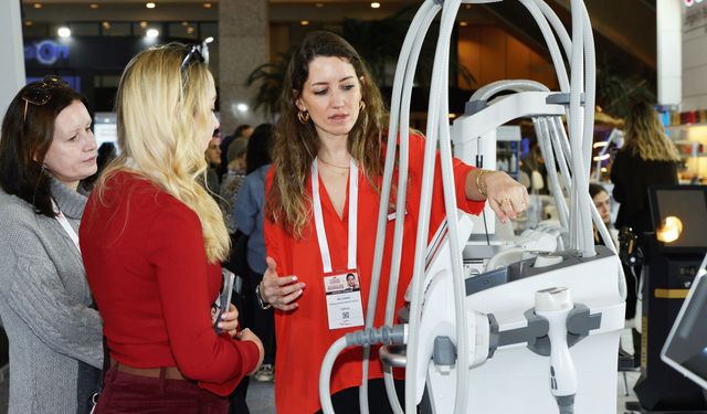 Güzellik sektörünün kalbi İstanbul’da attı: Fuar kapılarını yoğun katılımla açtı