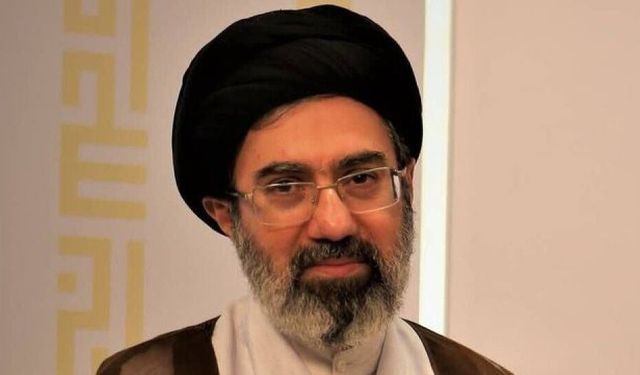 Hamaney direnmeye devam edeceklerini söyledi: Savaş istemiyoruz ama haklarımızdan da vazgeçmeyeceğiz