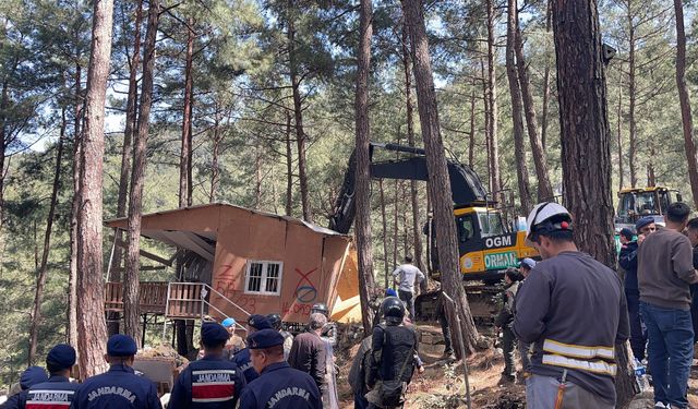 Osmaniye’de kaçak yayla evlerine yıkım başladı